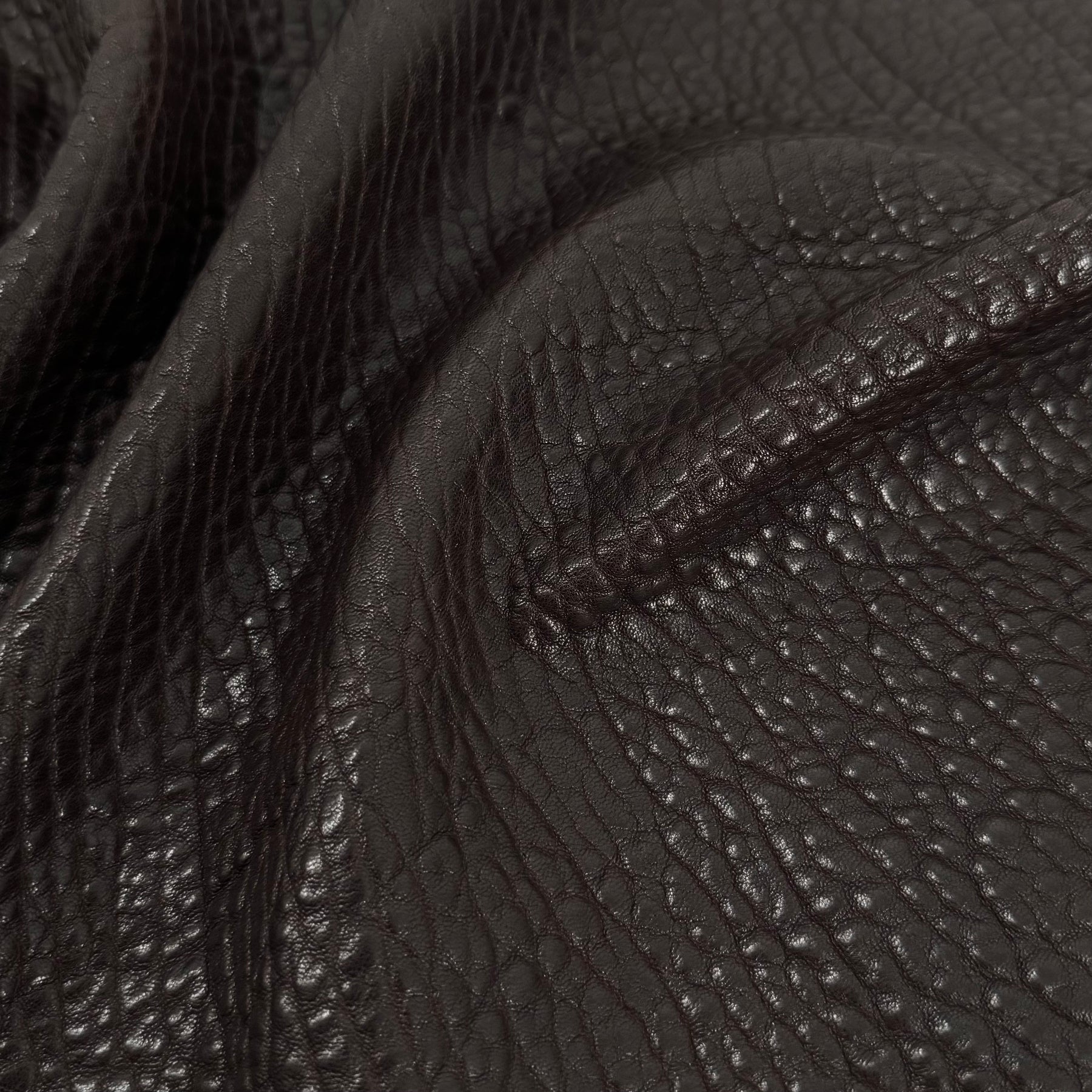 Austin Shrunken Bubble Lamb