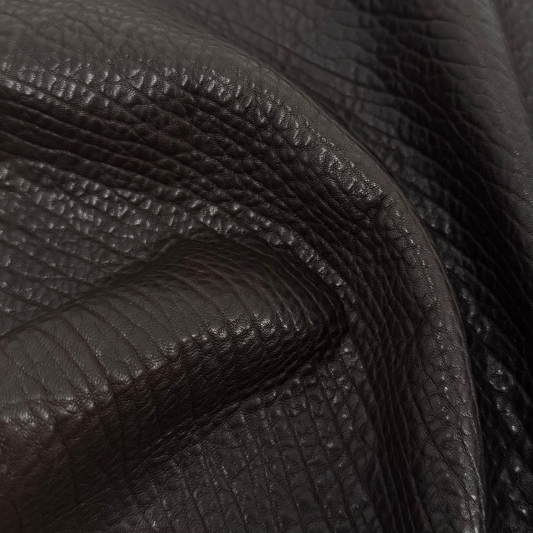 Austin Shrunken Bubble Lamb