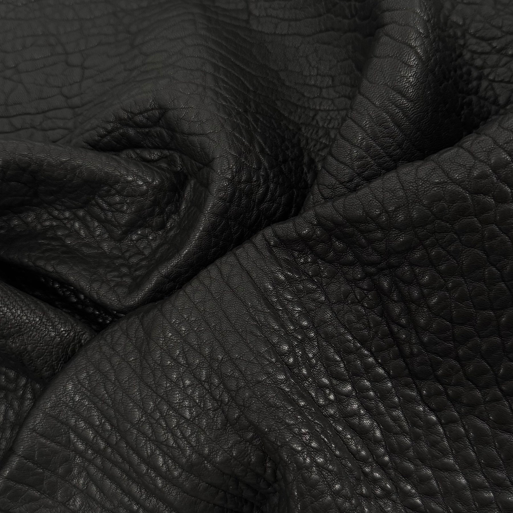 Austin Shrunken Bubble Lamb