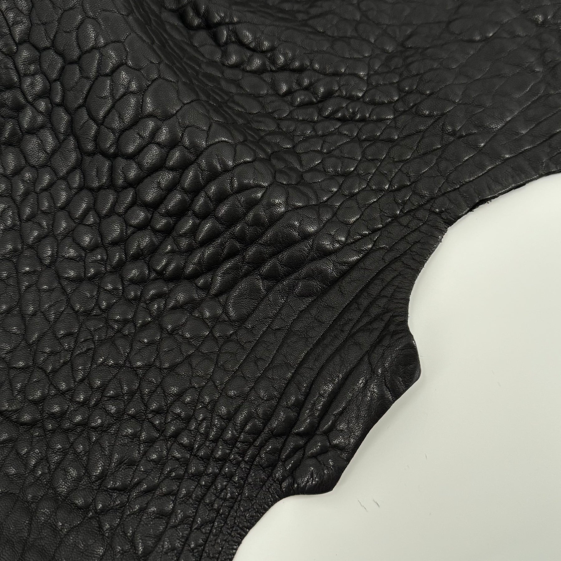 Austin Shrunken Bubble Lamb