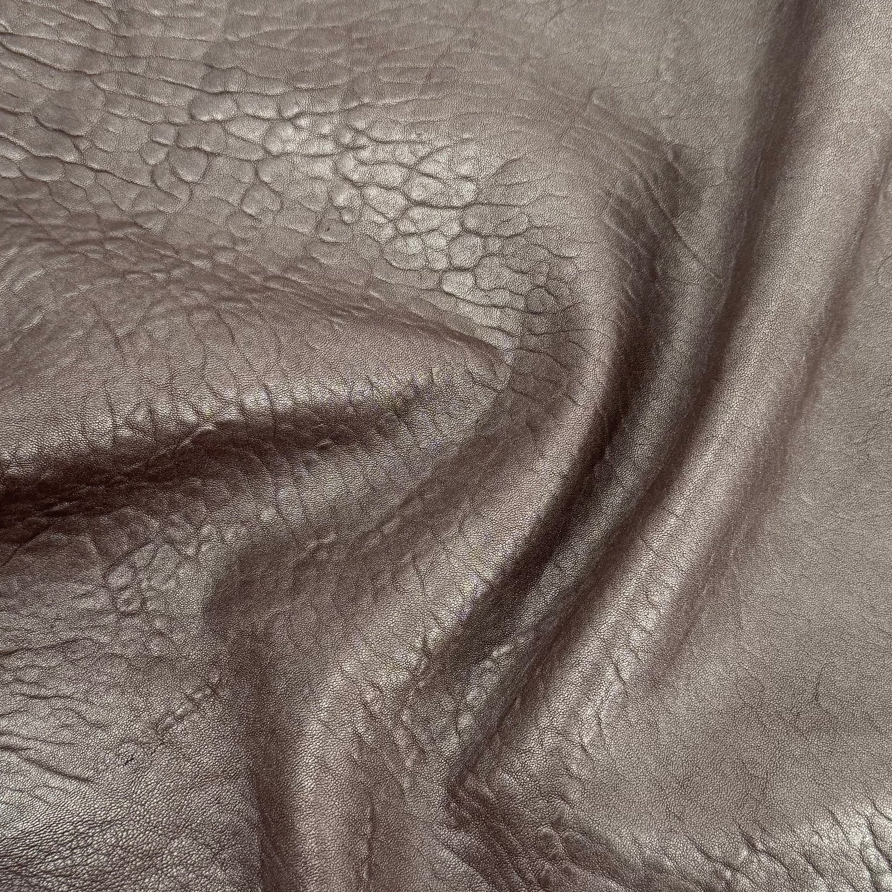 Ribby Pearlized Shrunken Bubble Lamb