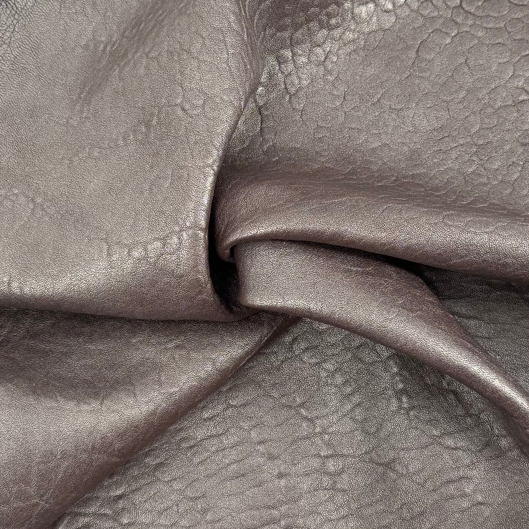 Ribby Pearlized Shrunken Bubble Lamb