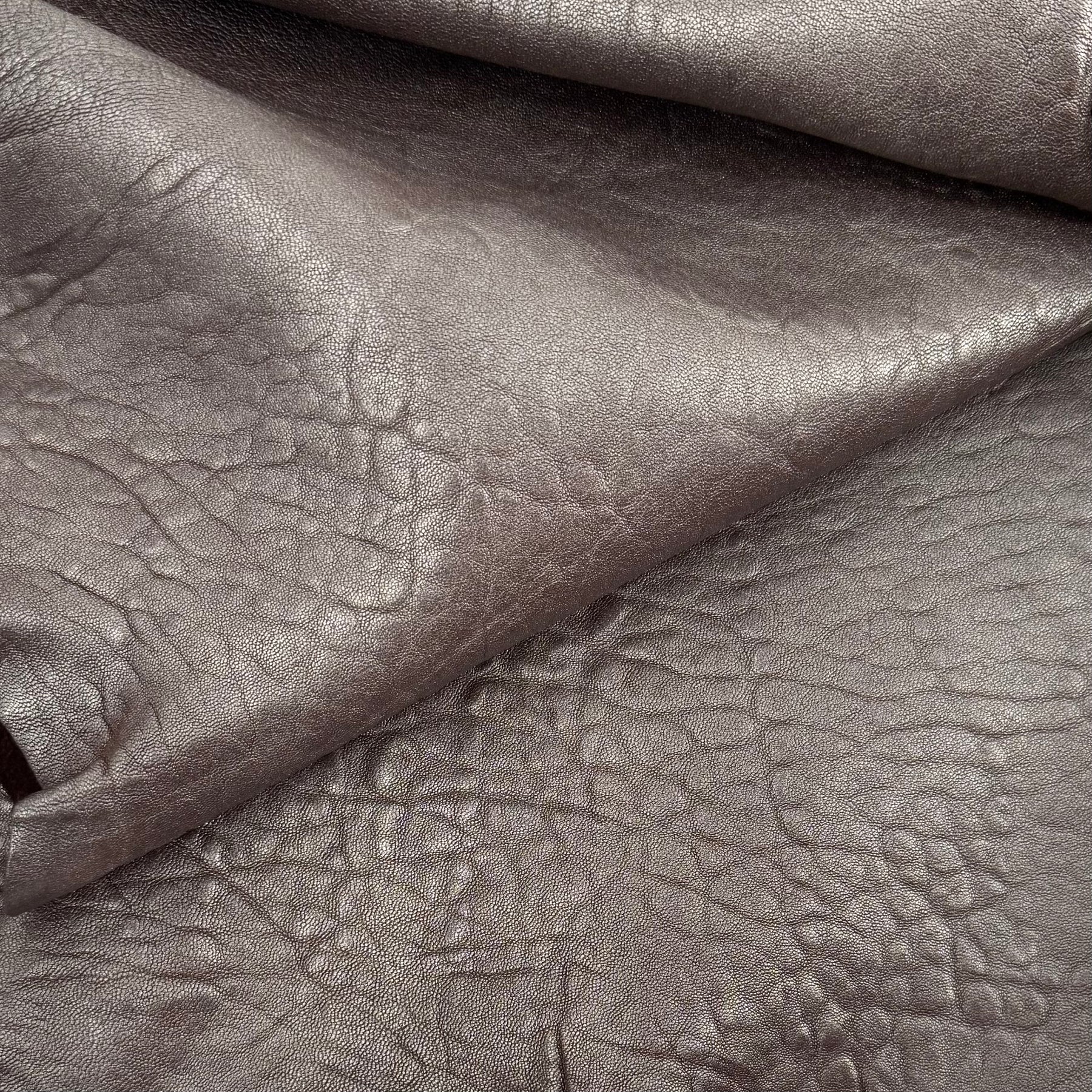 Ribby Pearlized Shrunken Bubble Lamb