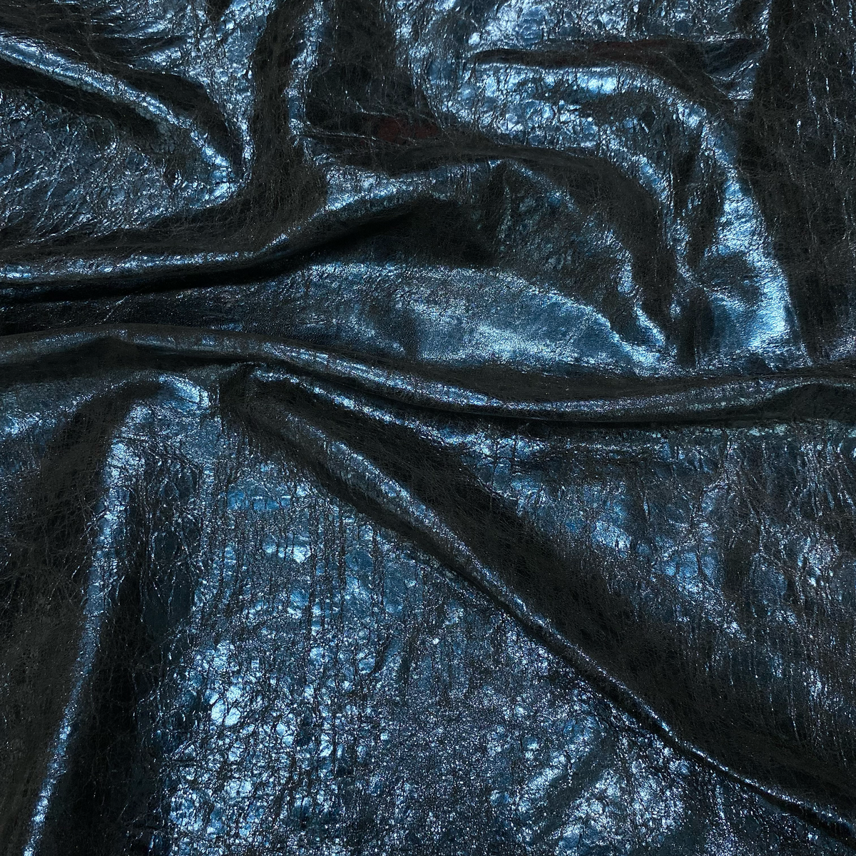 Flirt Distressed Metallic Goat