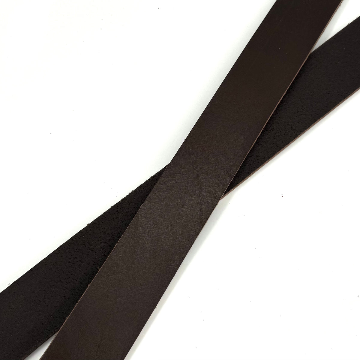 8 oz Veg-Tan Cow Strips | Ideal for Belts/Harnesses/Straps