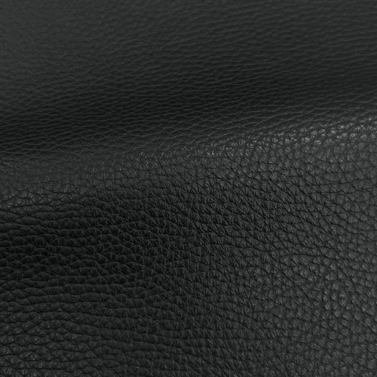 Navajo Cow Pebble Grain Leather | Ships in 2 weeks