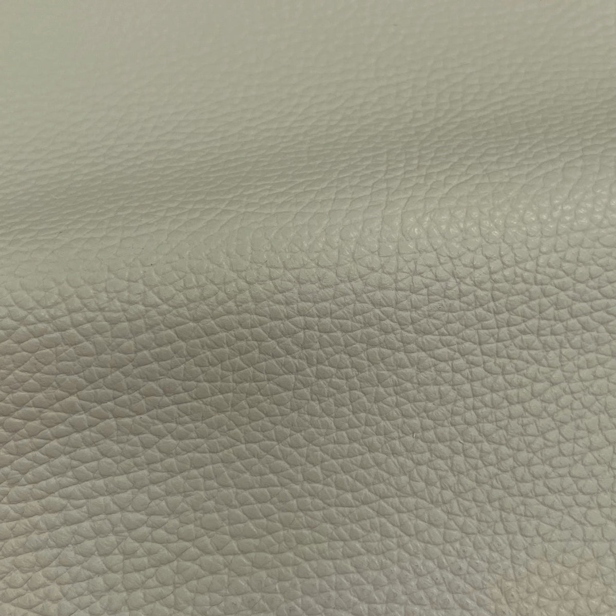 Navajo Cow Pebble Grain Hide | Swatches