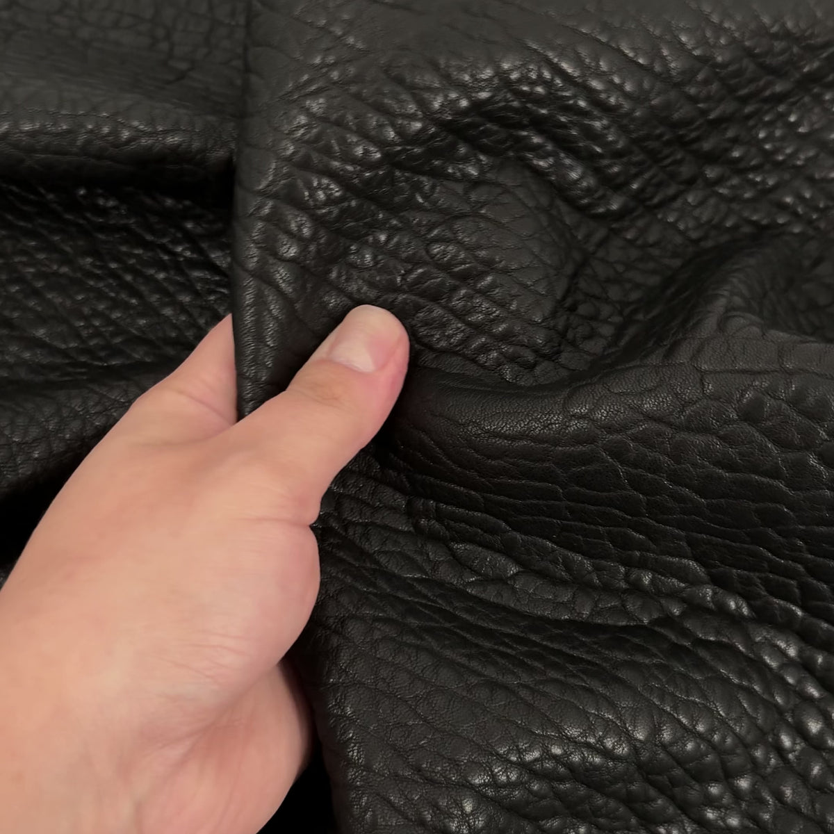 Austin Shrunken Bubble Lamb