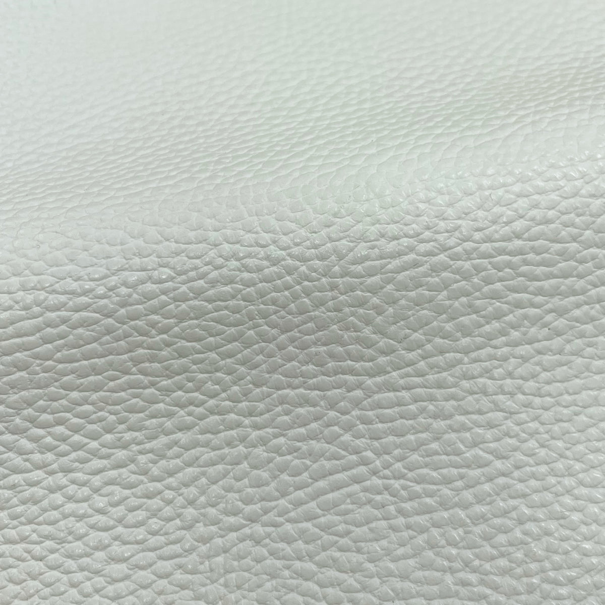 Navajo Cow Pebble Grain Leather | Ships in 2 weeks