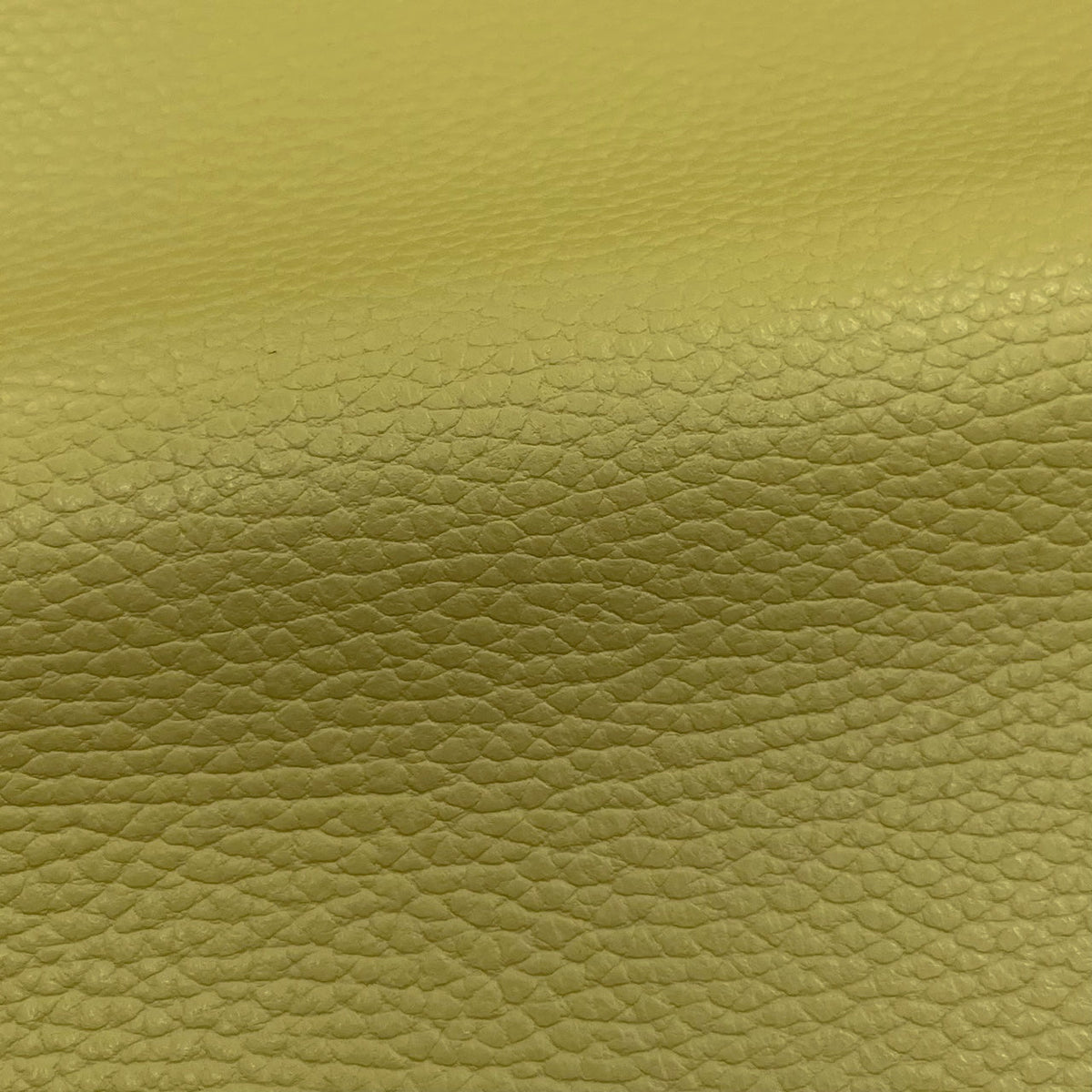 Navajo Cow Pebble Grain Hide | Swatches