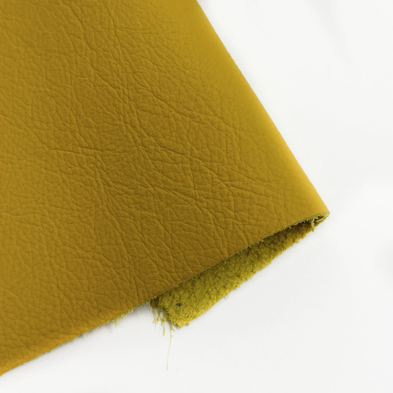 Swatches | Argus German Upholstery Embossed Flame Retardant Cow Leather