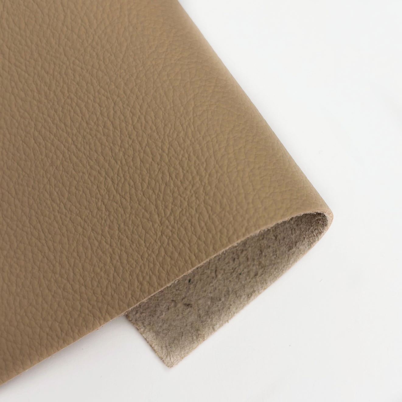 Swatches | Argus German Upholstery Embossed Flame Retardant Cow Leather