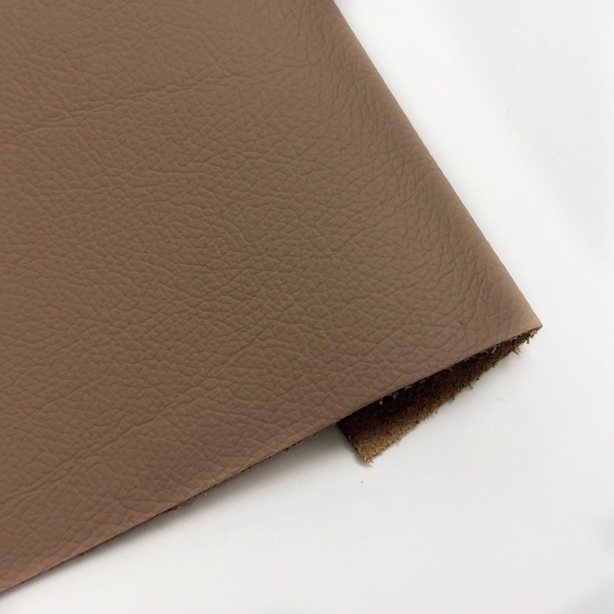 Swatches | Argus German Upholstery Embossed Flame Retardant Cow Leather