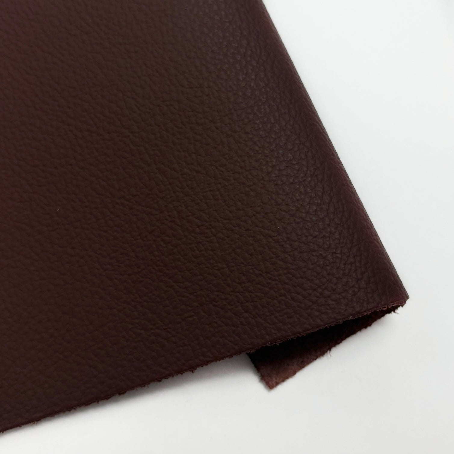 Swatches | Argus German Upholstery Embossed Flame Retardant Cow Leather