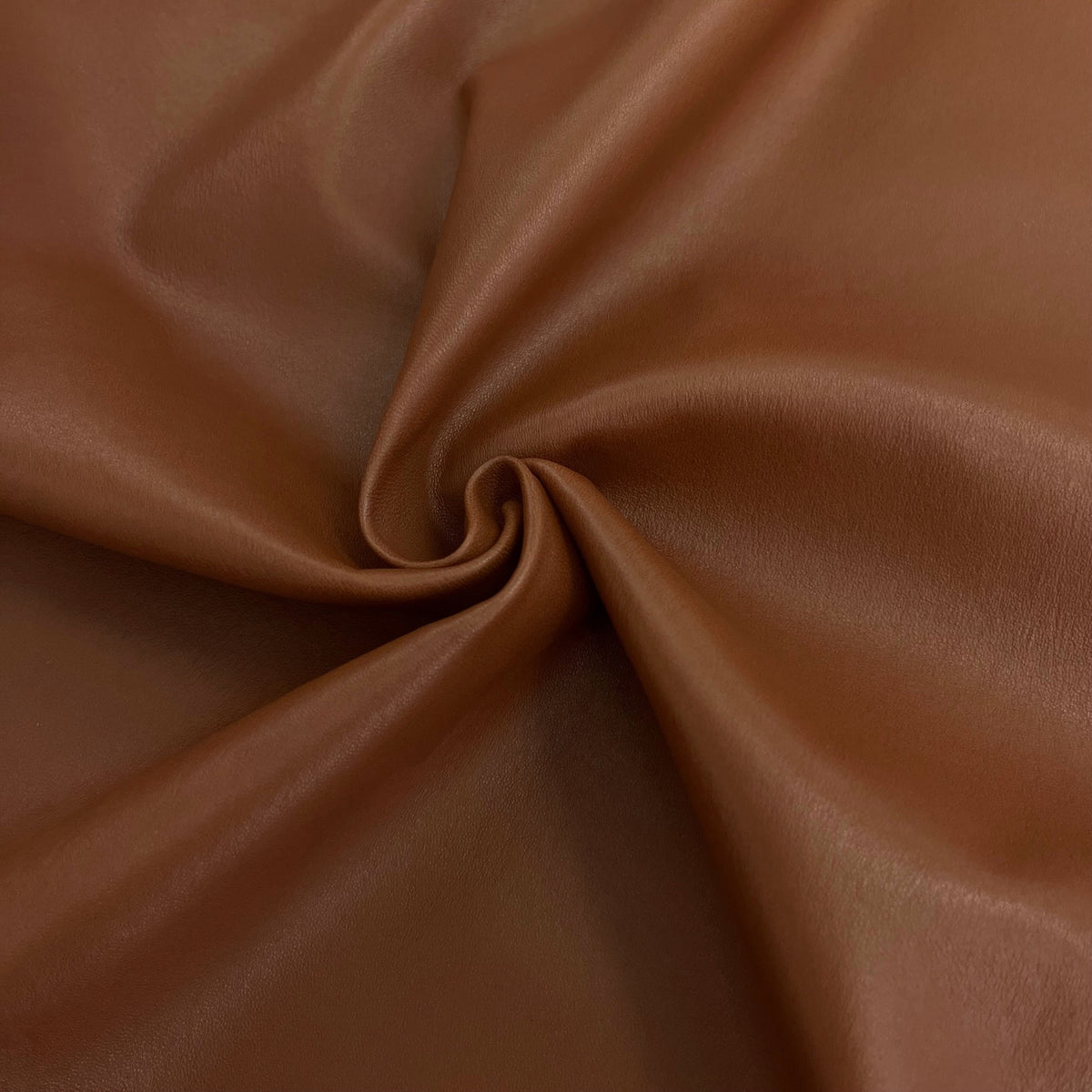 Saddle Plonge Stretch Lamb Leather
