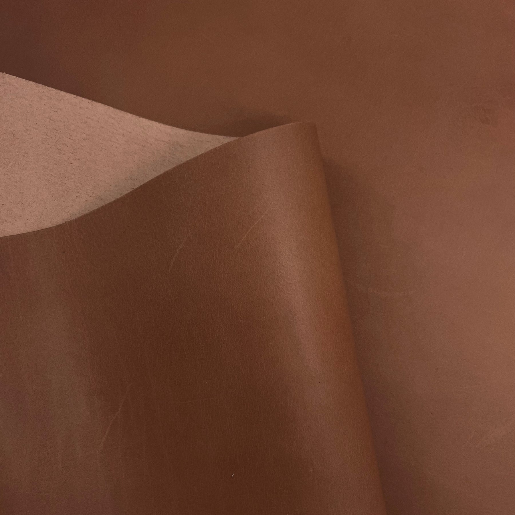 Gallery Calf Vegetable Tanned Leather