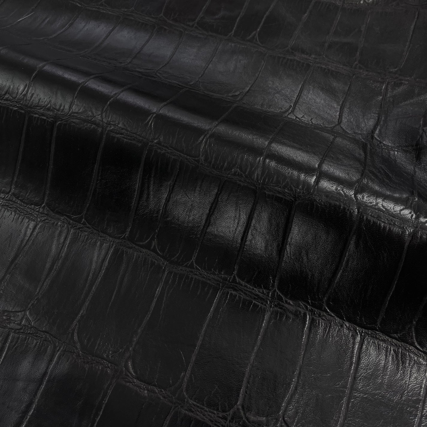 Large Scale Croc Embossed Lamb Skin