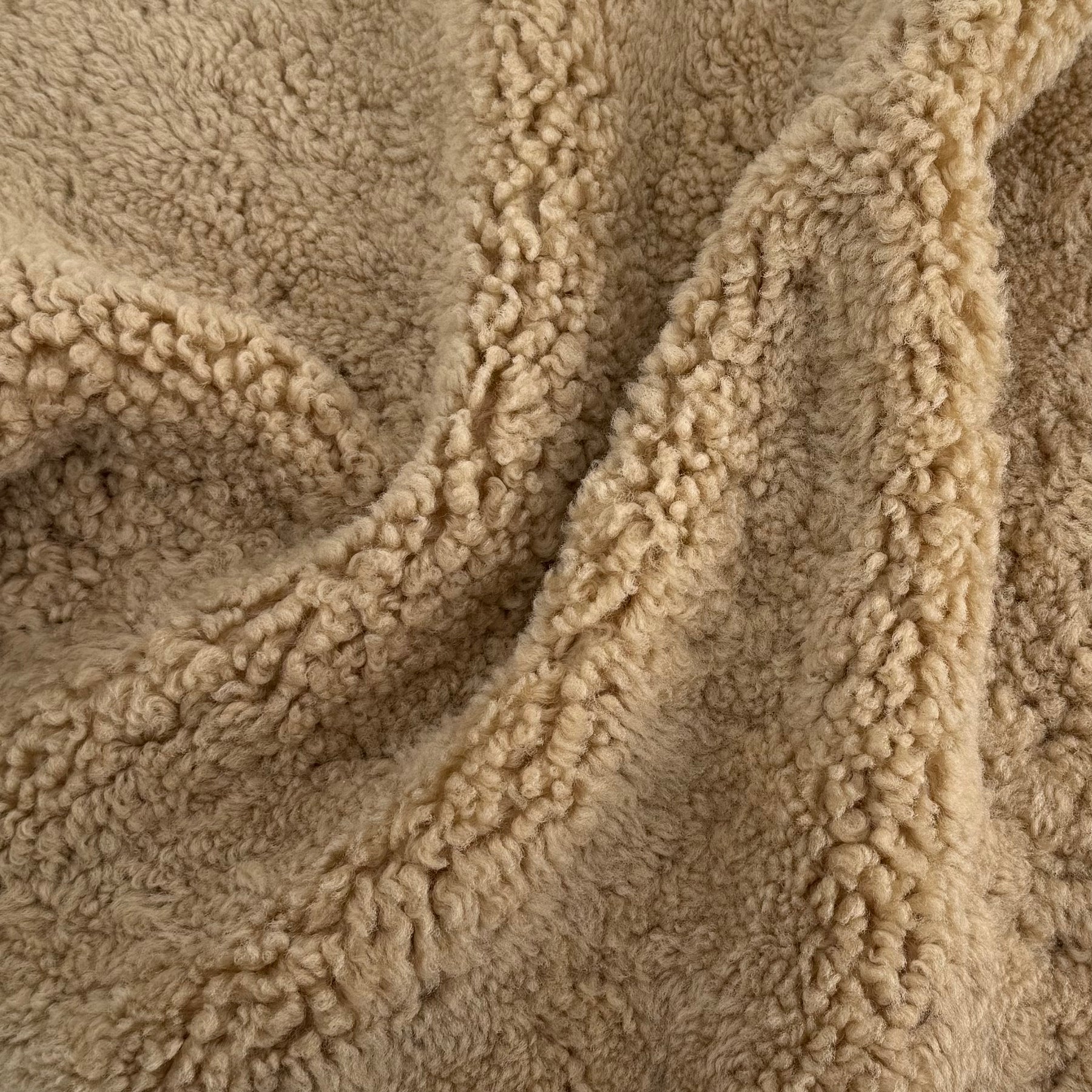 Atrium Upholstery Shearling | 17mm