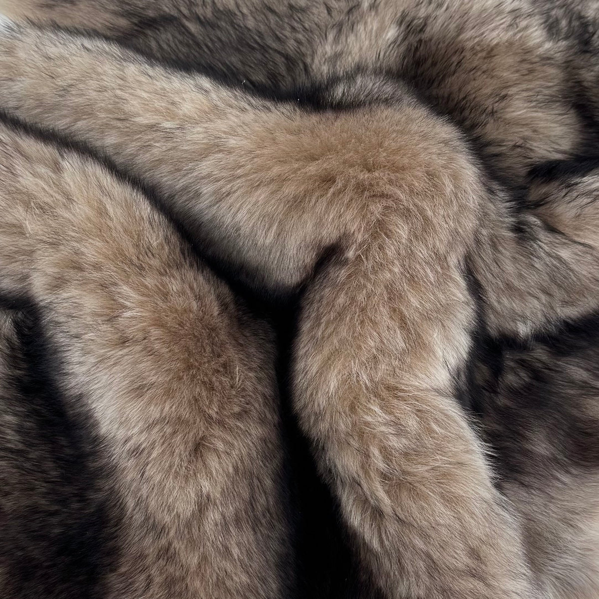 Wolf Toscana Shearling Long Hair Hide