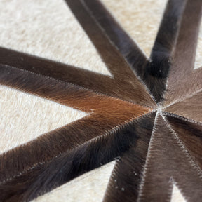 Natural Round Cowhide Hair-On Patchwork Area Rug