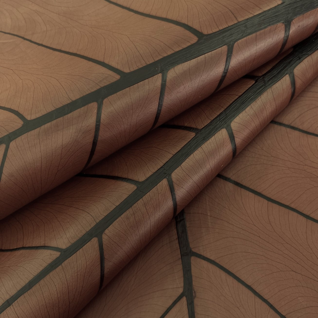 Leaf Leather | Brown