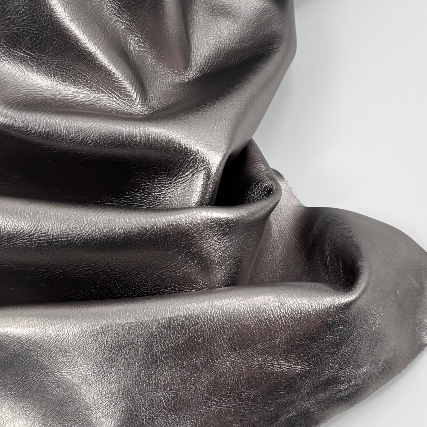 Lustor Soft Tempered Metallic Foil Cow