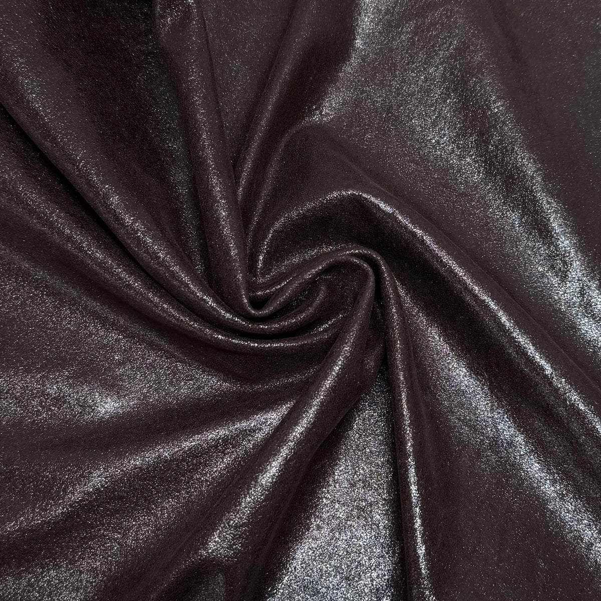 Shiny burgundy lambskin leather with stretch – premium distressed finish ideal for garments and accessories